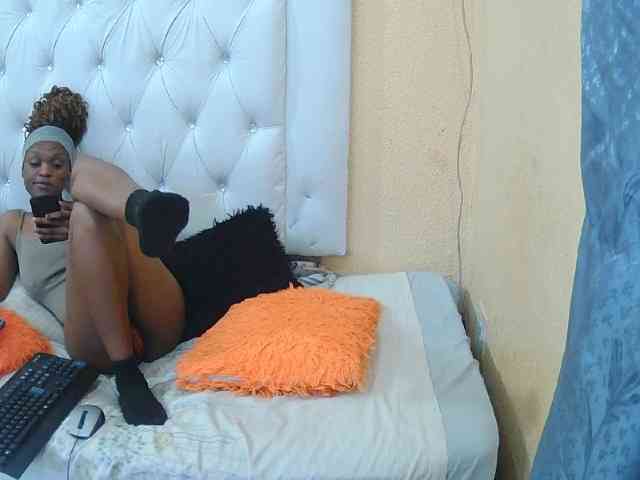 Henny02267 webcam