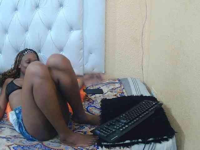 Henny02267 webcam