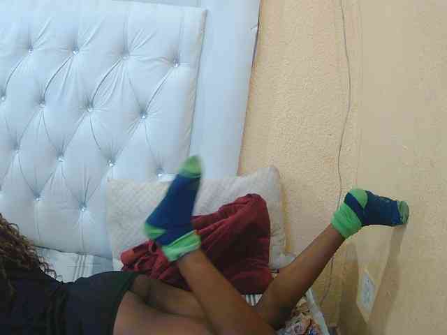 Henny02267 webcam