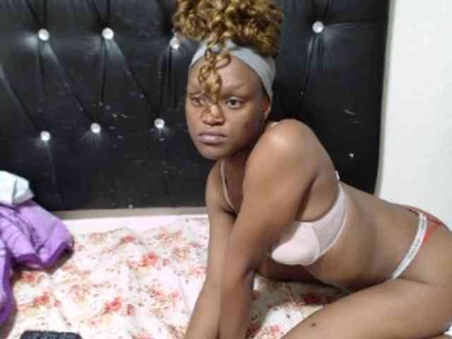 Henny02267 webcam