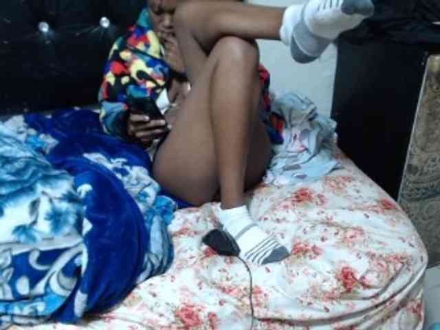 Henny02267 webcam