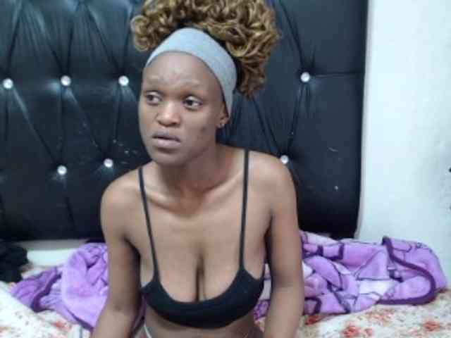 Henny02267 webcam