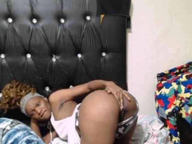 Henny02267 webcam
