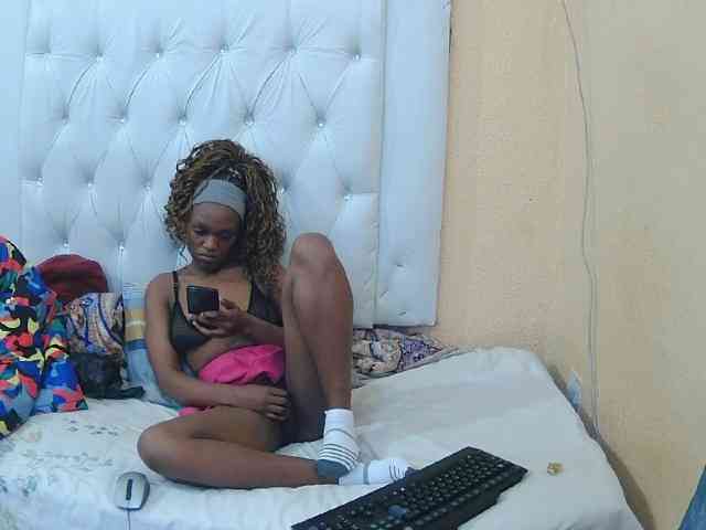 Henny02267 webcam