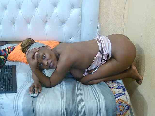 Henny02267 webcam