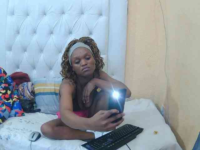 Henny02267 webcam