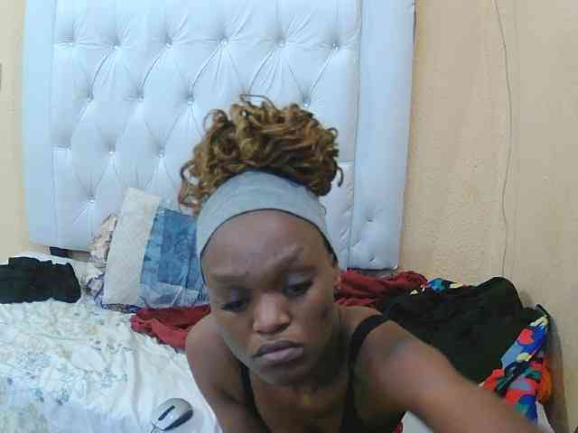 Henny02267 webcam
