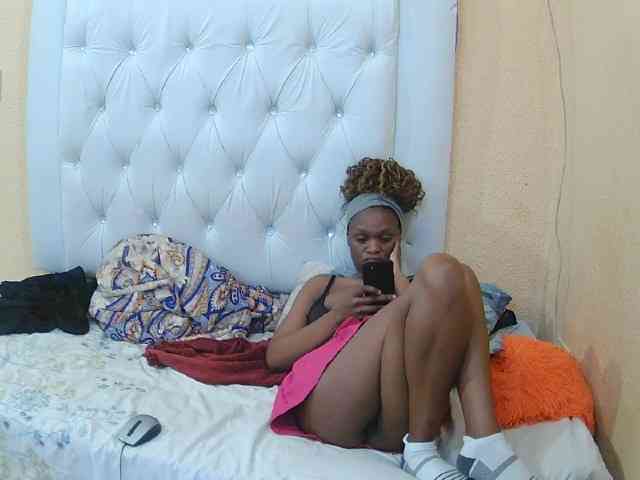 Henny02267 webcam