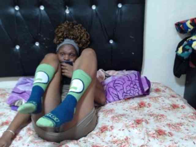 Henny02267 webcam