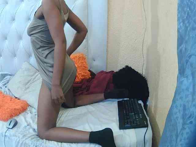 Henny02267 webcam