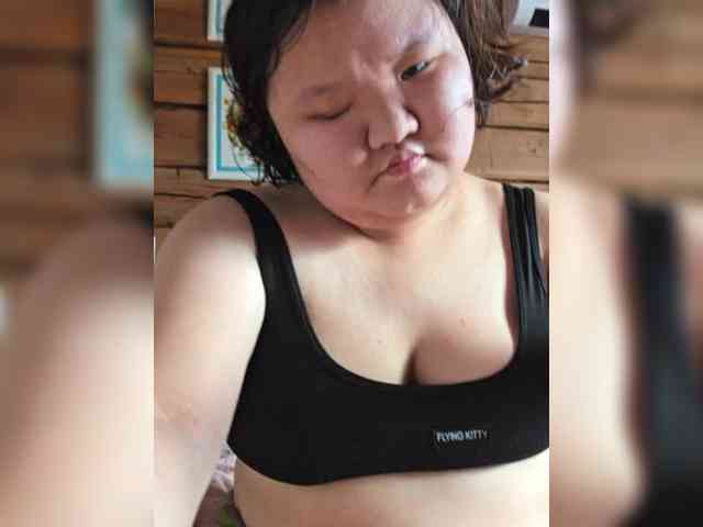 LushMarshmallows Live Webcam on BongaCams