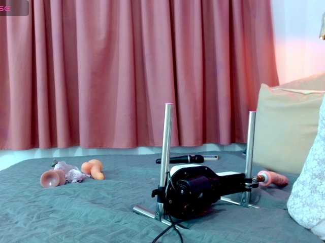 KeiraBrook's BongaCams show and profile