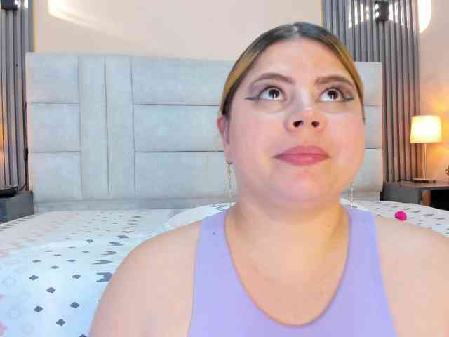 Amy-Thompson webcam