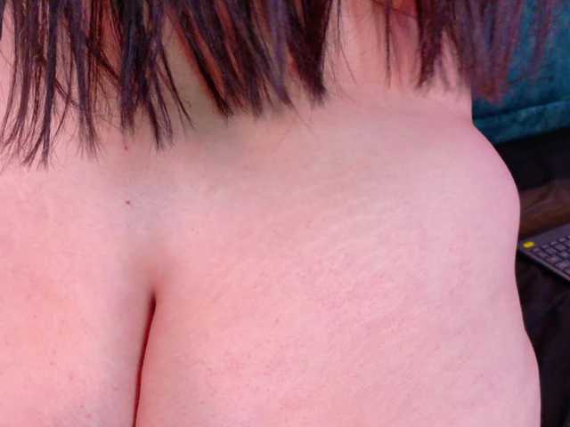 Agatha-Lynx live cam on BongaCams