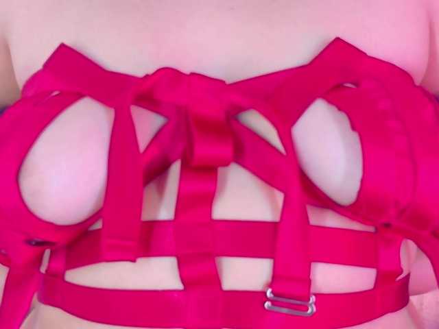 Agatha-Lynx's BongaCams show and profile