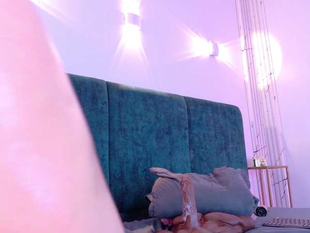 Agatha-Lynx live cam on BongaCams