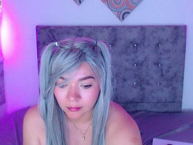 forbidden-cougar live cam on BongaCams