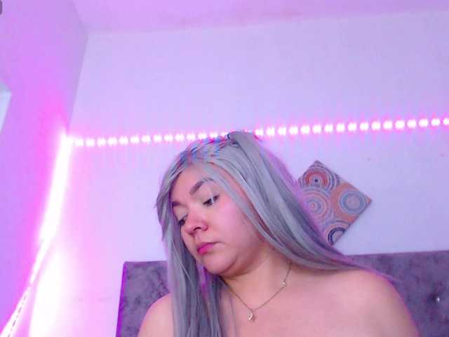 forbidden-cougar live cam on BongaCams