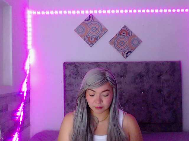forbidden-cougar live cam on BongaCams
