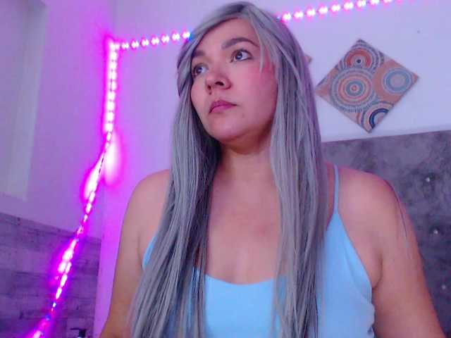 forbidden-cougar live cam on BongaCams