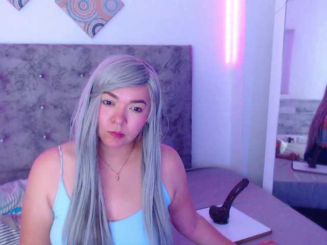 forbidden-cougar live cam on BongaCams