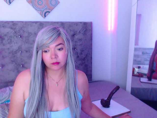forbidden-cougar live cam on BongaCams