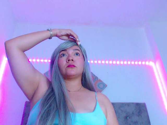 forbidden-cougar live cam on BongaCams