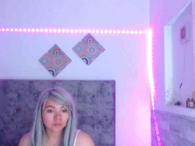 forbidden-cougar webcam