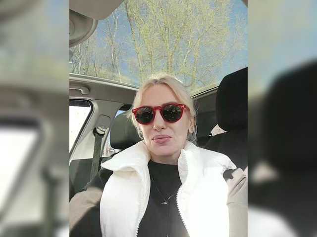  White00Pearl chat room