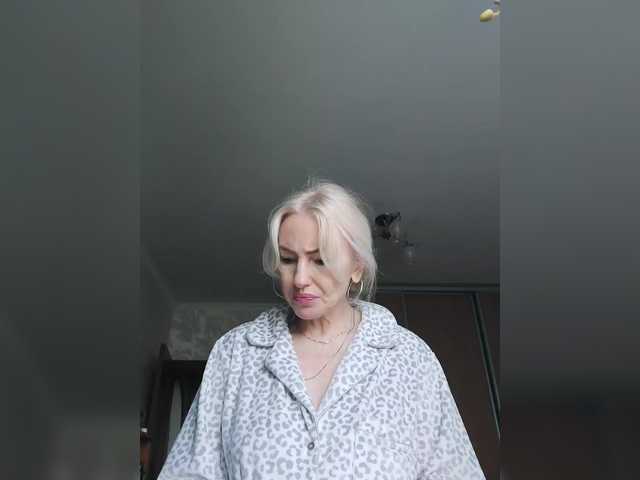 White00Pearl webcam