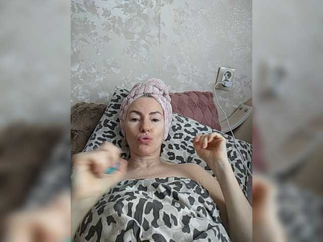  White00Pearl chat room