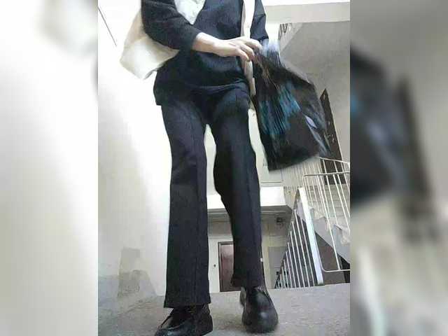 White00Pearl's BongaCams show and profile