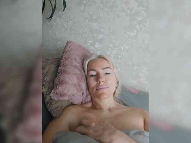 White00Pearl webcam