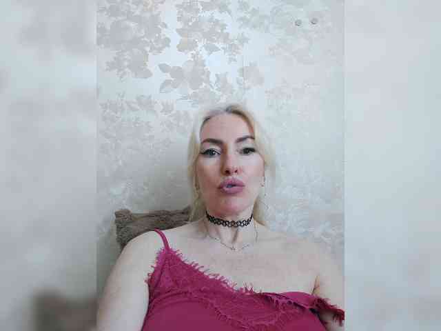 White00Pearl webcam