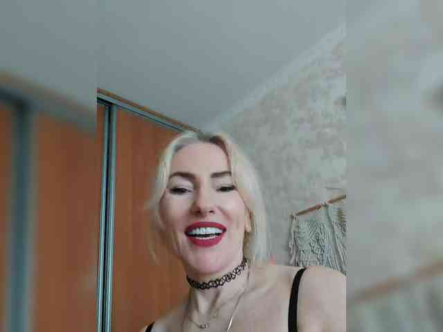 White00Pearl webcam