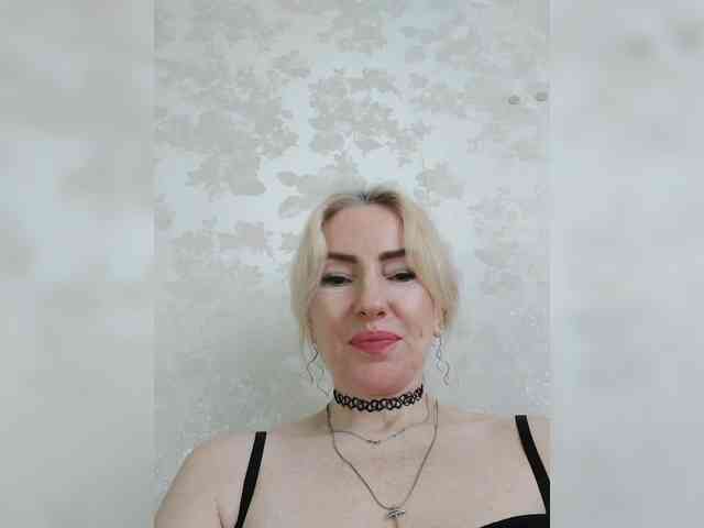 White00Pearl webcam