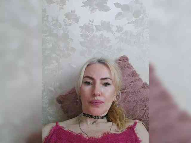 White00Pearl webcam