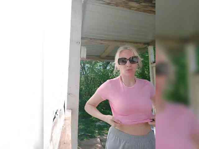 White00Pearl webcam