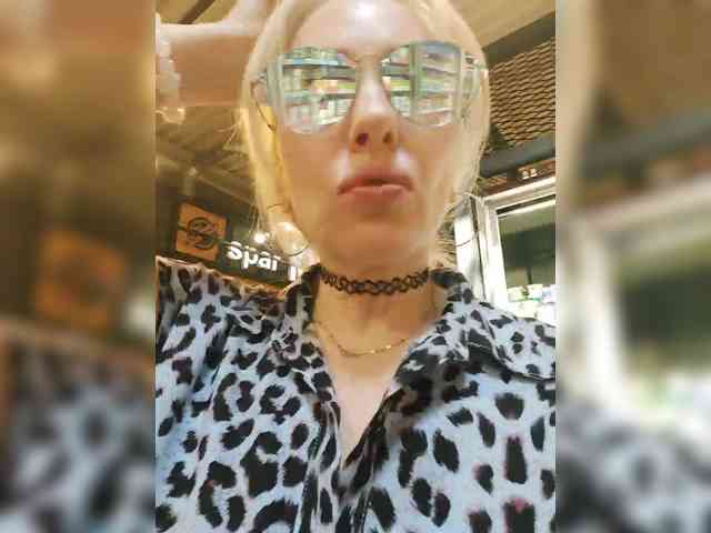 White00Pearl webcam