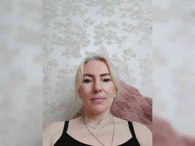 White00Pearl webcam