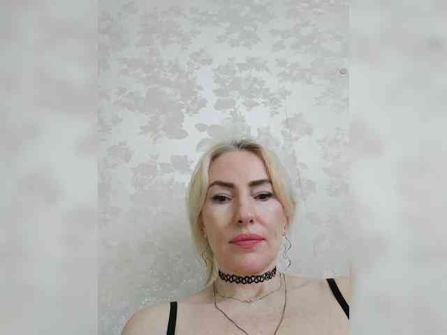 White00Pearl webcam