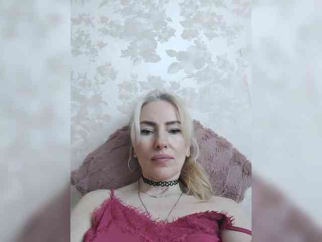 White00Pearl webcam
