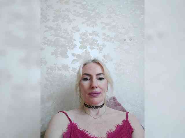 White00Pearl webcam
