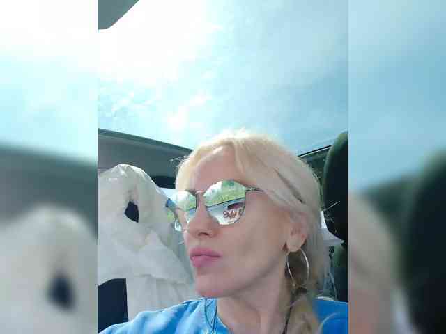 White00Pearl webcam