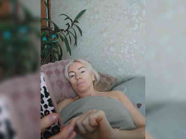 White00Pearl webcam