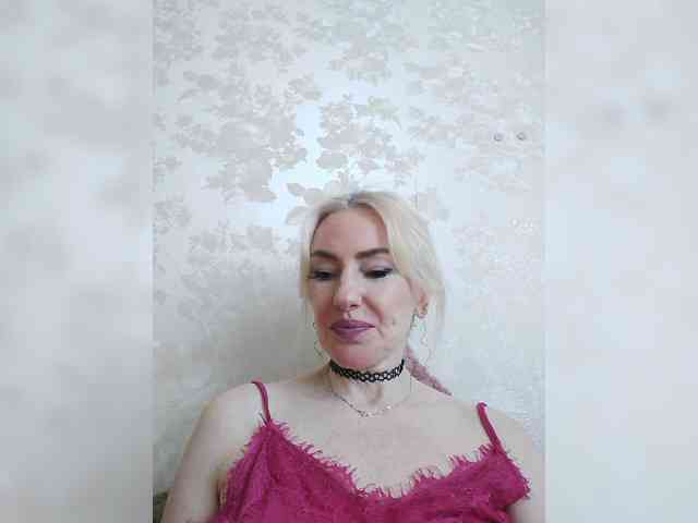 White00Pearl webcam