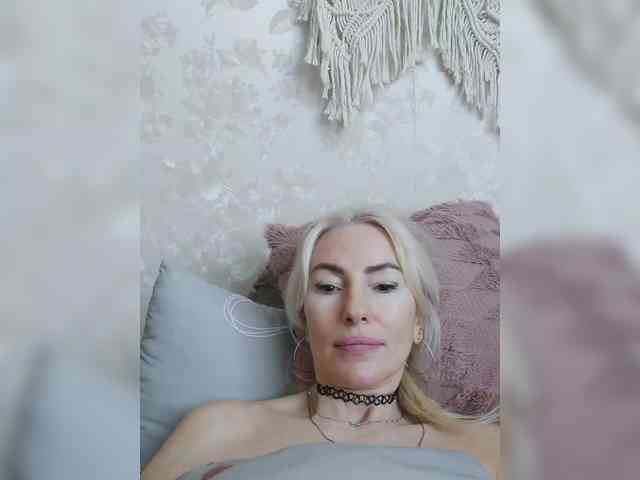 White00Pearl webcam