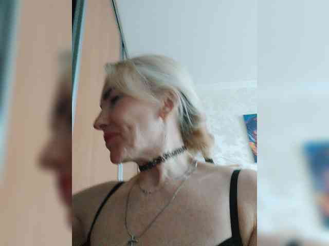 White00Pearl webcam