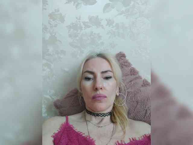 White00Pearl webcam