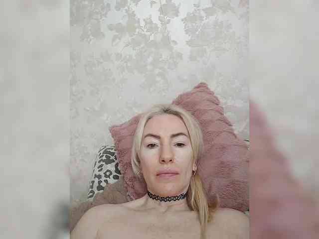 White00Pearl webcam